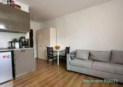 Pronájem bytu 1+kk 27 m² Kukelská, Praha - Hloubětín