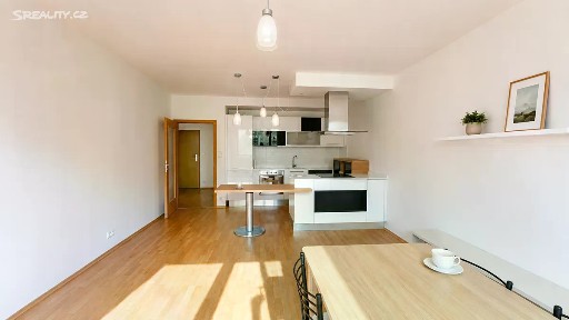 Pronájem bytu 2+kk 58 m² Kališnická, Praha - Žižkov