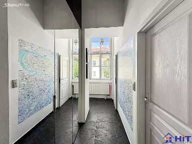 Pronájem bytu 2+kk 42 m² Štítného, Praha - Žižkov