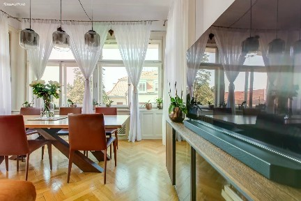 Pronájem bytu 4+1 165 m² Tychonova, Praha