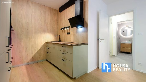 Pronájem bytu 2+kk 55 m² Čakovická, Praha - Prosek