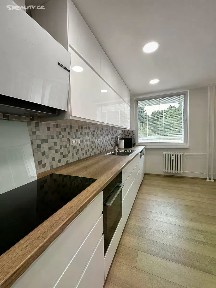 Pronájem bytu 3+kk 71 m² Toruňská, Praha - Bohnice