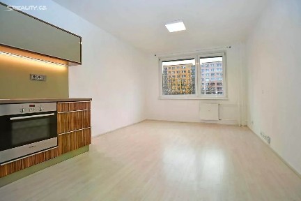 Pronájem bytu 2+kk 41 m² Pivcova, Praha - Hlubočepy