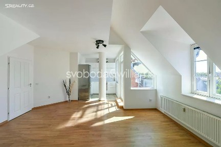 Pronájem bytu 2+kk 111 m² Pláničkova, Praha - Veleslavín