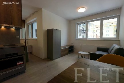 Pronájem bytu 1+kk 38 m² V Háji, Praha - Holešovice