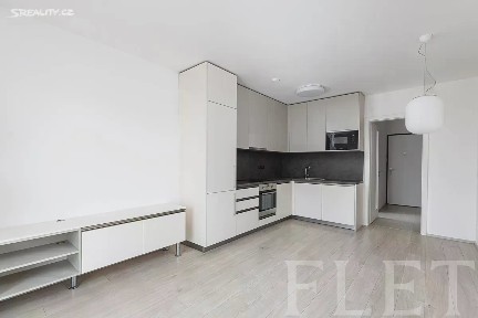 Pronájem bytu 2+kk 47 m² Hartigova, Praha - Žižkov