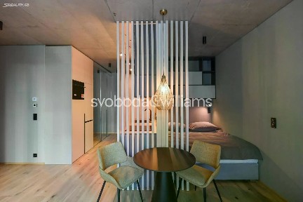 Pronájem bytu 1+kk 40 m² Sokolovská, Praha - Karlín