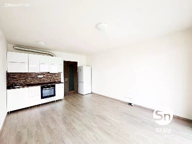 Pronájem bytu 1+kk 31 m² Mantovská, Praha - Horní Měcholupy