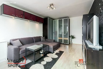 Pronájem bytu 1+kk 32 m² Habrová, Praha - Žižkov