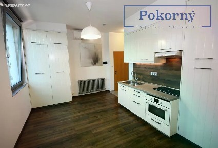 Pronájem bytu 2+kk 38 m² Starodubečská, Praha - Dubeč