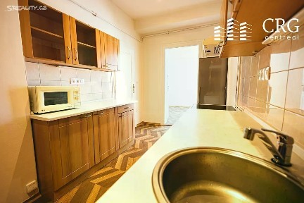 Pronájem bytu 1+1 35 m² Přístavní, Praha - Holešovice