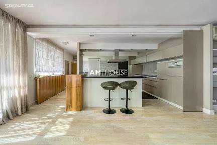 Pronájem bytu 3+kk 137 m² U michelského mlýna, Praha - Michle