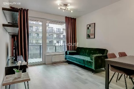 Pronájem bytu 2+kk 57 m² Zvěřinova, Praha - Strašnice