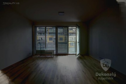 Pronájem bytu 1+kk 37 m² Gerstelova, Praha - Vysočany