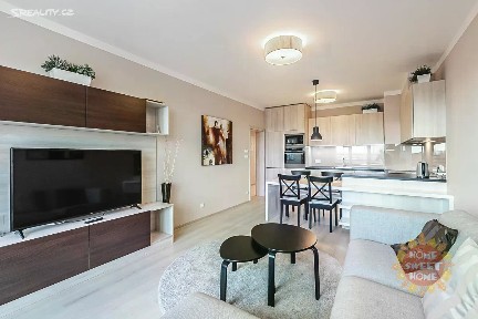 Pronájem bytu 3+kk 82 m²