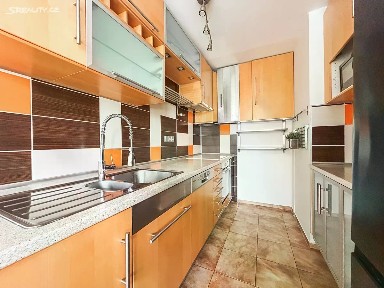 Pronájem bytu 3+1 80 m² Borovanského, Praha - Stodůlky