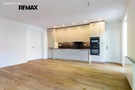 Pronájem bytu 4+kk 130 m² Třebízského, Praha - Vinohrady