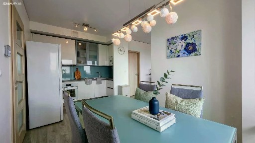 Pronájem bytu 3+kk 83 m² Chlebovická, Praha - Letňany
