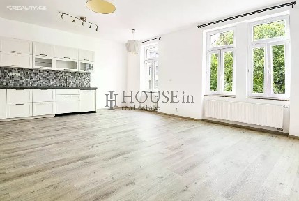 Pronájem bytu 2+kk 60 m² Holečkova, Praha - Košíře