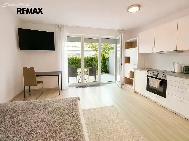 Pronájem bytu 1+kk 64 m² Štanderova, Praha - Letňany