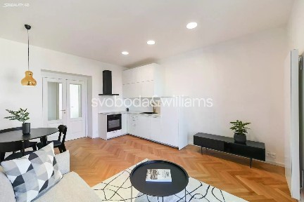 Pronájem bytu 2+kk 47 m² Šlikova, Praha - Břevnov