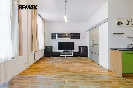 Pronájem bytu 2+kk 57 m² Pštrossova, Praha - Nové Město