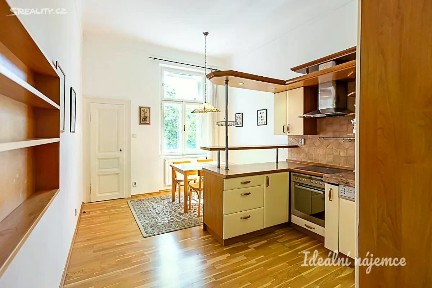 Pronájem bytu 2+1 77 m² Slavíkova, Praha - Vinohrady