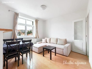 Pronájem bytu 2+kk 51 m² Na Truhlářce, Praha - Libeň