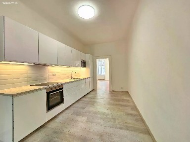 Pronájem bytu 2+1 69 m² Milady Horákové, Praha - Holešovice