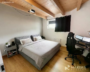 Pronájem bytu 4+kk 99 m² Drtinova, Praha - Smíchov