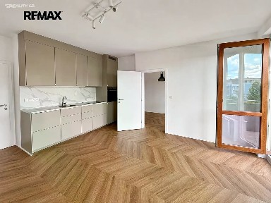 Pronájem bytu 2+kk 55 m² Bermanova, Praha - Čakovice