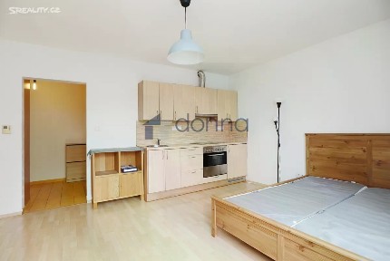 Pronájem bytu 1+kk 33 m² Vlasty Průchové, Praha - Uhříněves