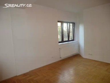 Pronájem bytu 1+kk 33 m² V Horní Stromce, Praha - Vinohrady