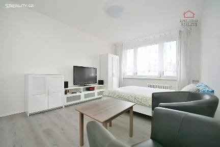Pronájem bytu 1+kk 23 m² Narcisová, Praha - Záběhlice