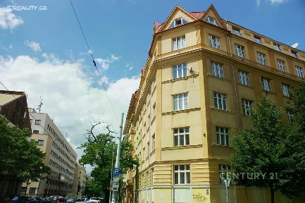Pronájem bytu 2+kk 120 m² Korunní, Praha - Vinohrady