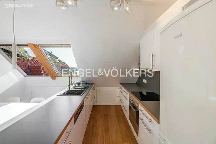 Pronájem bytu 2+kk 60 m² K Brance, Praha - Stodůlky