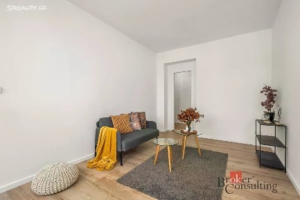 Pronájem bytu 2+1 64 m² Klostermannova, Praha - Modřany