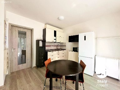Pronájem bytu 1+kk 32 m² Toufarova, Praha - Stodůlky