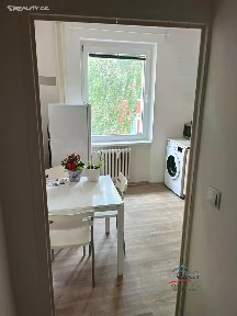 Pronájem bytu 2+1 52 m² Místecká, Praha - Letňany