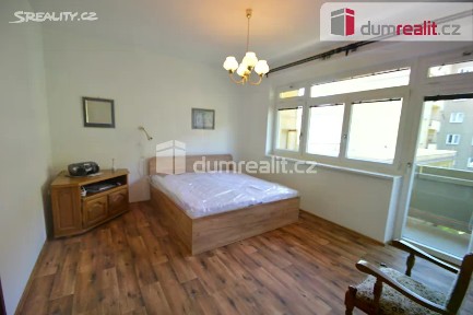 Pronájem bytu 2+kk 53 m² Kišiněvská, Praha - Vršovice