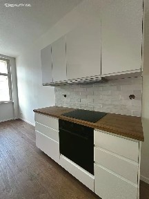 Pronájem bytu 2+kk 43 m² Jaromírova, Praha - Nusle