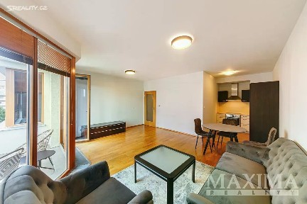 Pronájem bytu 2+kk 63 m² Mattioliho, Praha - Záběhlice
