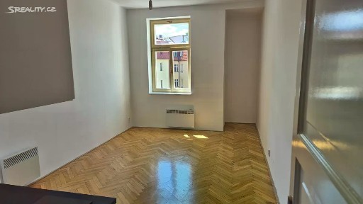 Pronájem bytu 1+kk 23 m² Čechova, Praha - Bubeneč