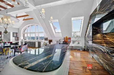 Pronájem bytu 4+kk 191 m²