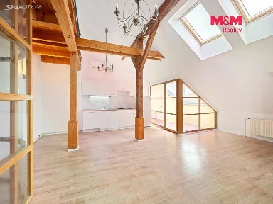 Pronájem bytu 3+kk 104 m² Chlumčanského, Praha - Libeň