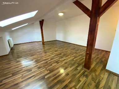 Pronájem bytu 2+kk 55 m² Freyova, Praha - Vysočany