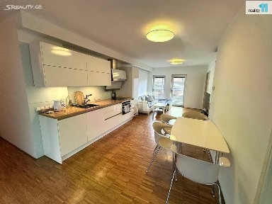 Pronájem bytu 2+kk 66 m² Prokopova, Praha - Žižkov