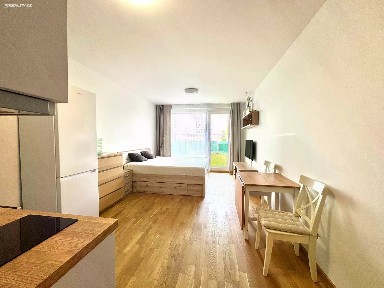 Pronájem bytu 1+kk 36 m² Kolbenova, Praha - Vysočany