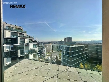 Pronájem bytu 2+kk 50 m² Ramonova, Praha - Strašnice