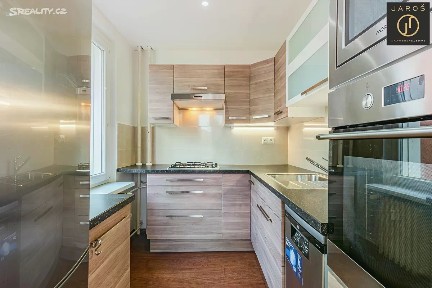 Pronájem bytu 2+kk 55 m² Jablonecká, Praha - Prosek